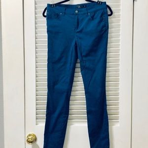 Prana Briann Pant